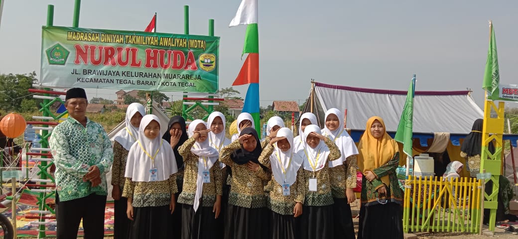 Kegiatan PERSADA (Perkemahan Santri Diniyah)