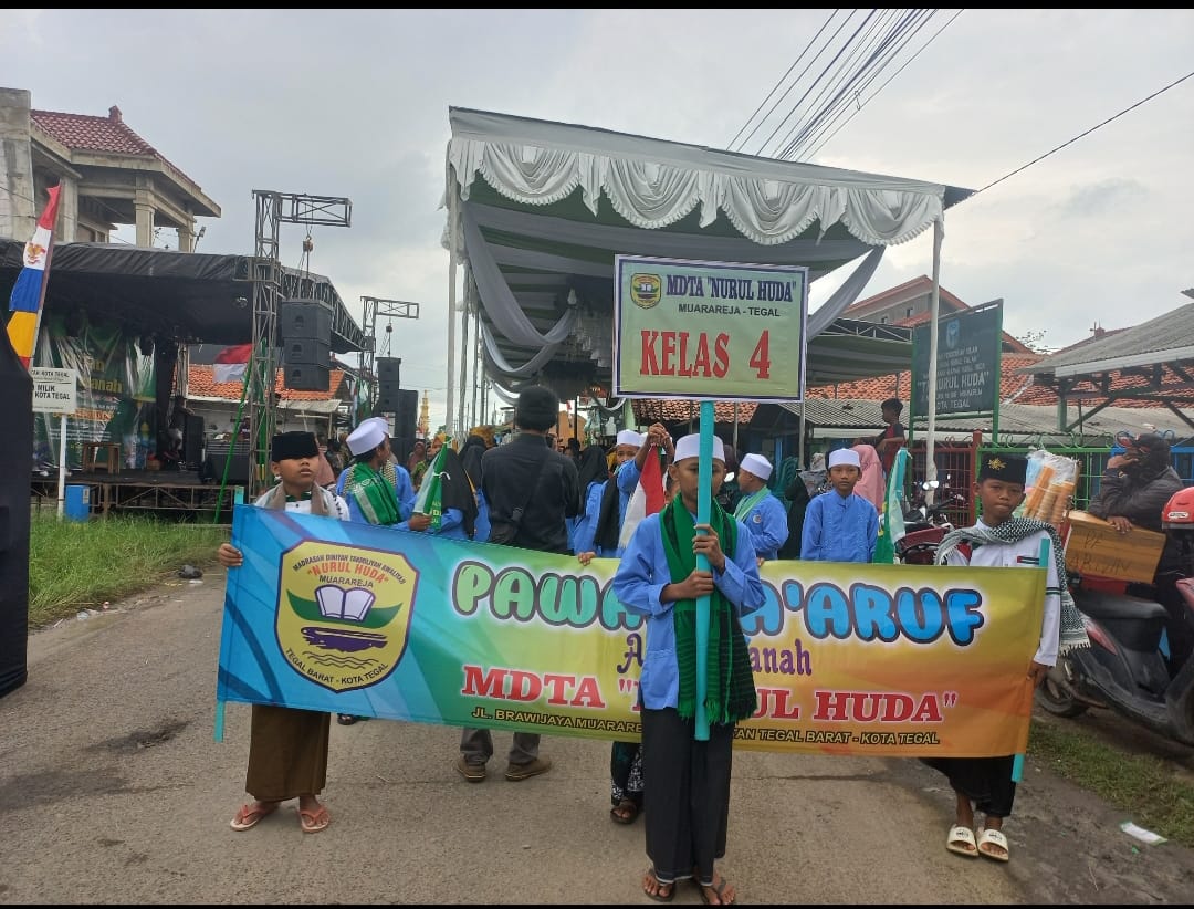 Pawai Ta’aruf Santri